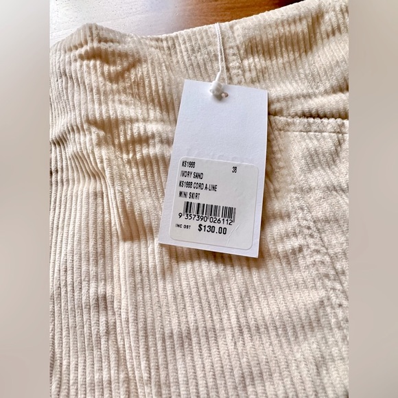 ***SOLD*** 🎇💥 HOST PICK 💥🎇 🍨👡 Kookai Cord A-Line Skirt 👡🍨 Size 38 (10) - Picture 6 of 9